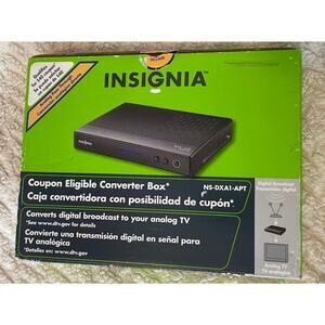 Insignia NS-DXA1-APT Digital To Analog Converter Box W/Remote & Cables...